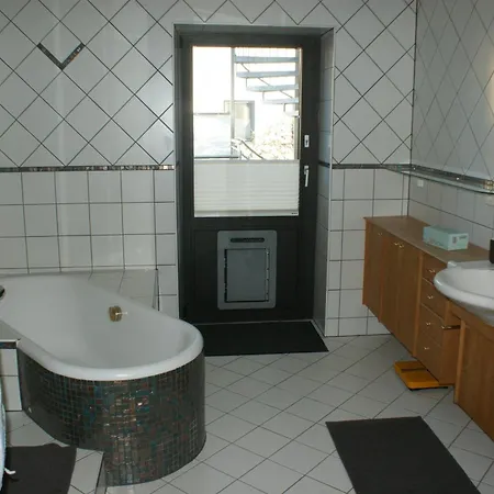 Haus & Am Lahnbach * Schwaz