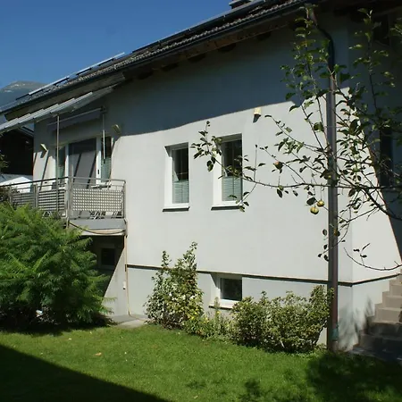 Haus & Am Lahnbach Hébergement de vacances *